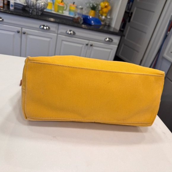Dooney & Bourke “Florentine” Shoulder Bag Yellow Canvas & Leather EUC - Picture 9 of 16